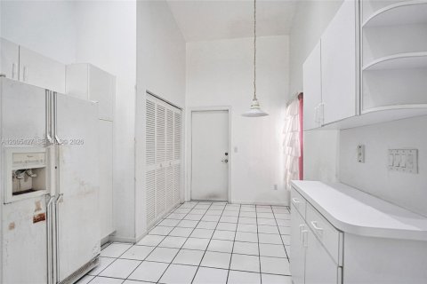Купить виллу или дом в Тамарак, Флорида 2 спальни, 125.23м2, № 2071676 - фото 10