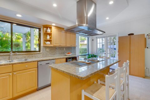 Casa en venta en Coral Gables, Florida, 4 dormitorios, 290.04 m2 № 1865747 - foto 11