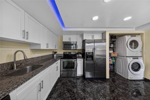 Condominio en venta en Plantation, Florida, 3 dormitorios, 150.87 m2 № 2036268 - foto 12