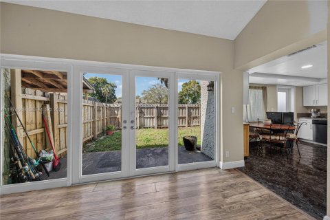 Condominio en venta en Plantation, Florida, 3 dormitorios, 150.87 m2 № 2036268 - foto 8