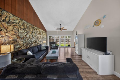 Condominio en venta en Plantation, Florida, 3 dormitorios, 150.87 m2 № 2036268 - foto 2