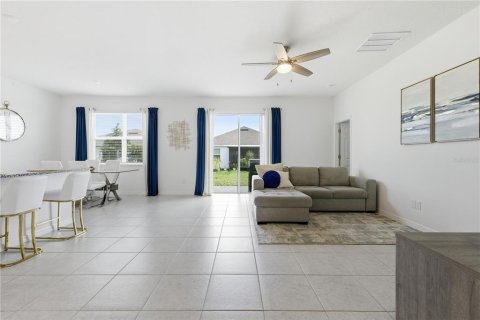Casa en venta en Haines City, Florida, 3 dormitorios, 142.23 m2 № 2219227 - foto 9