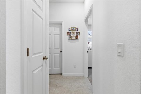 Casa en venta en Haines City, Florida, 3 dormitorios, 142.23 m2 № 2219227 - foto 13