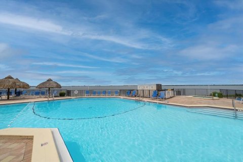 Condo in Saint Petersburg, Florida, 2 bedrooms  № 1914968 - photo 3