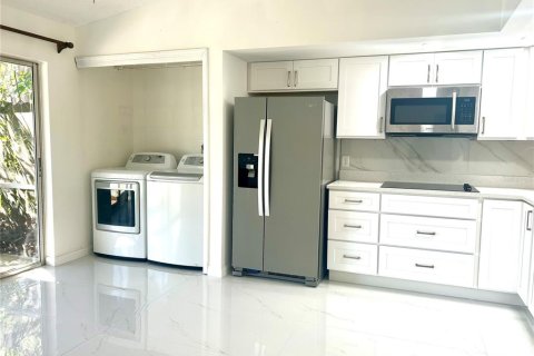 Appartement à louer à Winter Park, Floride: 3 chambres, 100.33 m2 № 2431250 - photo 4