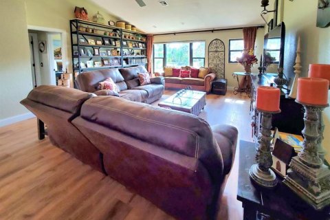 Купить виллу или дом в Венеция, Флорида 7 комнат, 242.1м2, № 2143456 - фото 5