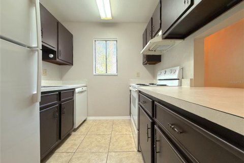 Condo in Orlando, Florida, 2 bedrooms  № 1847350 - photo 10