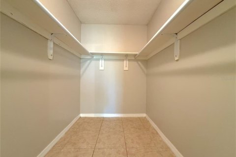 Condo in Orlando, Florida, 2 bedrooms  № 1847350 - photo 15