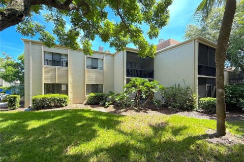 Condo in Orlando, Florida, 2 bedrooms  № 1847350 - photo 2