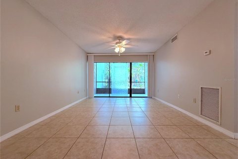 Condo in Orlando, Florida, 2 bedrooms  № 1847350 - photo 6