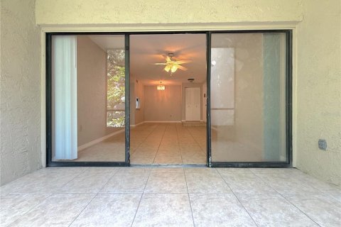 Condo in Orlando, Florida, 2 bedrooms  № 1847350 - photo 8