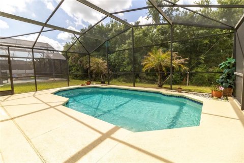 House in Kissimmee, Florida 4 bedrooms, 169.27 sq.m. № 2112228 - photo 30