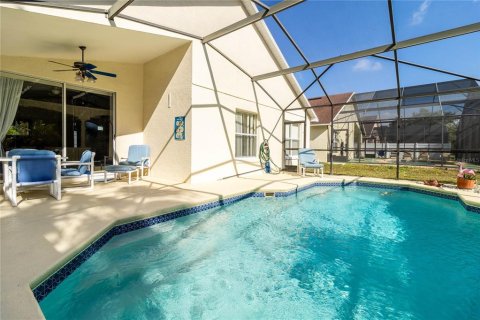 House in Kissimmee, Florida 4 bedrooms, 169.27 sq.m. № 2112228 - photo 29