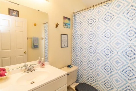 House in Kissimmee, Florida 4 bedrooms, 169.27 sq.m. № 2112228 - photo 26