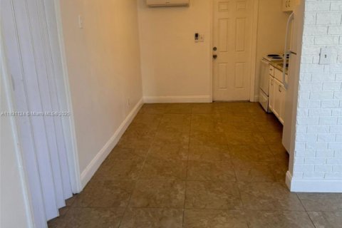 Commercial property in Fort Lauderdale, Florida 138.24 sq.m. № 1807123 - photo 9