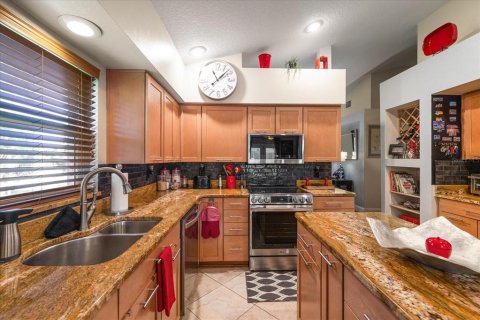 Villa ou maison à vendre à Riverview, Floride: 4 chambres, 179.86 m2 № 1909786 - photo 12