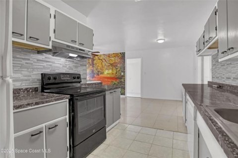 Купить виллу или дом в Тайтусвилл, Флорида 6 комнат, 89.19м2, № 1901241 - фото 12