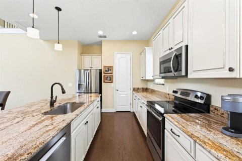 Casa en venta en Orlando, Florida, 4 dormitorios, 237.83 m2 № 2386810 - foto 10