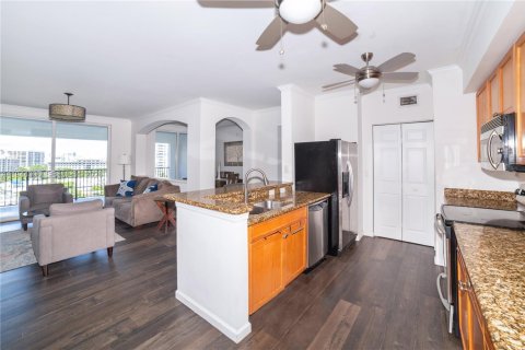 Copropriété à louer à Sunny Isles Beach, Floride: 3 chambres, 125.7 m2 № 2062466 - photo 8