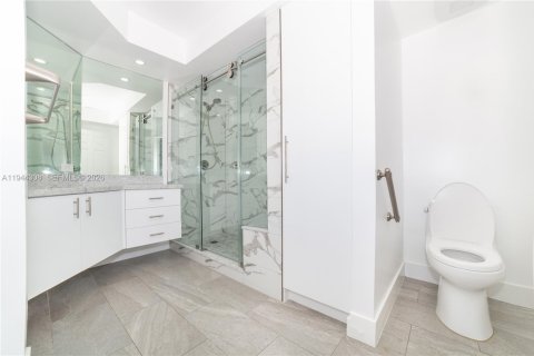 Copropriété à louer à Sunny Isles Beach, Floride: 3 chambres, 125.7 m2 № 2062466 - photo 22