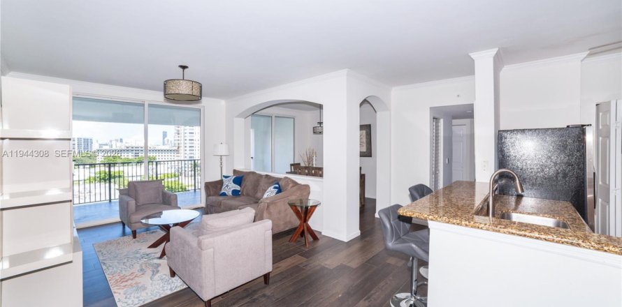 Condo à Sunny Isles Beach, Floride, 3 chambres  № 2062466