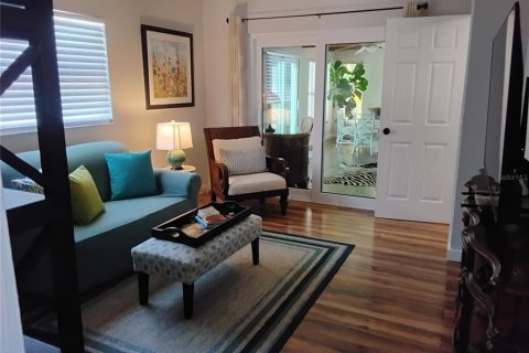 Villa ou maison à louer à Belleair Bluffs, Floride: 3 chambres, 141.12 m2 № 2423605 - photo 16