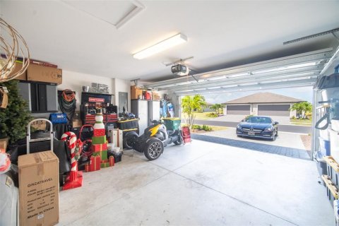 Casa en venta en Port Charlotte, Florida, 2 dormitorios, 146.88 m2 № 1770039 - foto 5
