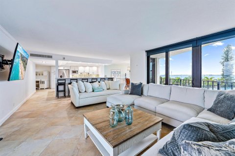 Condominio en venta en Riviera Beach, Florida, 2 dormitorios, 141.21 m2 № 2183821 - foto 2