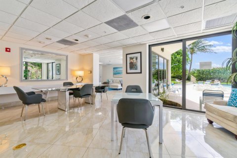 Condominio en venta en Riviera Beach, Florida, 2 dormitorios, 141.21 m2 № 2183821 - foto 17