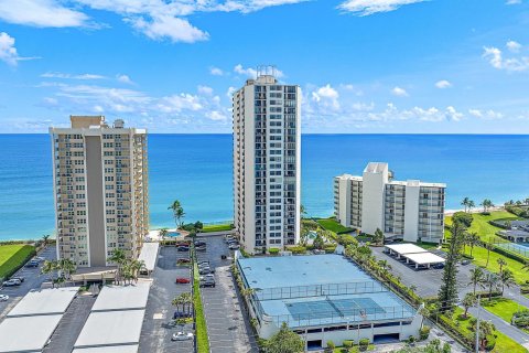 Condominio en venta en Riviera Beach, Florida, 2 dormitorios, 141.21 m2 № 2183821 - foto 3