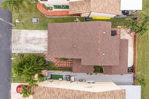 Купить виллу или дом в Катлер-Бей, Флорида 3 спальни, 153.29м2, № 2017761 - фото 28