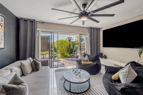 Condominio en venta en Apopka, Florida, 2 dormitorios, 99.68 m2 № 1680923 - foto 18