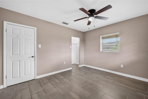 Casa en venta en Port Charlotte, Florida, 3 dormitorios, 121.33 m2 № 2126050 - foto 25