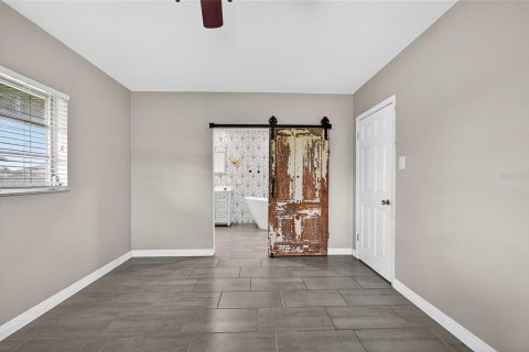 Casa en venta en Port Charlotte, Florida, 3 dormitorios, 121.33 m2 № 2126050 - foto 24