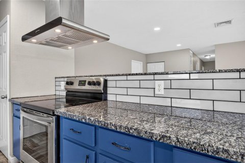 Casa en venta en Port Charlotte, Florida, 3 dormitorios, 121.33 m2 № 2126050 - foto 9