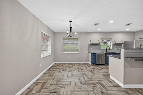 Casa en venta en Port Charlotte, Florida, 3 dormitorios, 121.33 m2 № 2126050 - foto 16