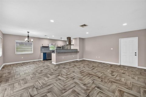 Casa en venta en Port Charlotte, Florida, 3 dormitorios, 121.33 m2 № 2126050 - foto 15