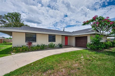Casa en venta en Port Charlotte, Florida, 3 dormitorios, 121.33 m2 № 2126050 - foto 5