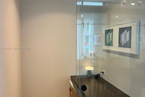 Снять в аренду кондоминиум в Майами, Флорида 2 спальни, 85.93м2, № 2003492 - фото 10