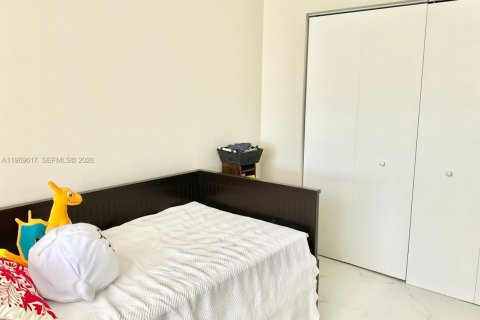 Copropriété à vendre à Miami, Floride: 2 chambres, 89.93 m2 № 2030357 - photo 4