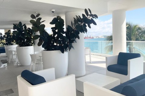 Copropriété à vendre à Miami, Floride: 2 chambres, 89.93 m2 № 2030357 - photo 11