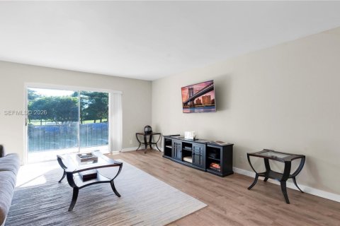 Copropriété à vendre à Lauderhill, Floride: 1 chambre, 80.82 m2 № 2036447 - photo 9