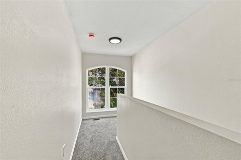 Townhouse in Tampa, Florida 3 bedrooms, 163.88 sq.m. № 2413656 - photo 19