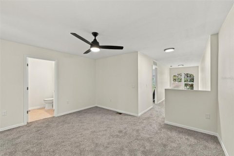 Townhouse in Tampa, Florida 3 bedrooms, 163.88 sq.m. № 2413656 - photo 21