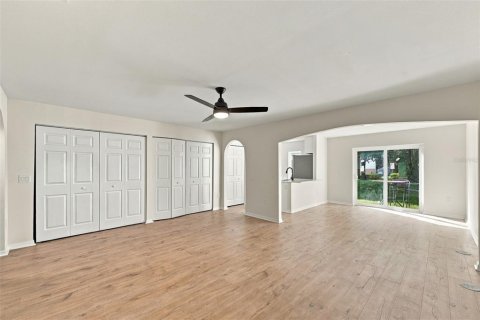 Townhouse in Tampa, Florida 3 bedrooms, 163.88 sq.m. № 2413656 - photo 6