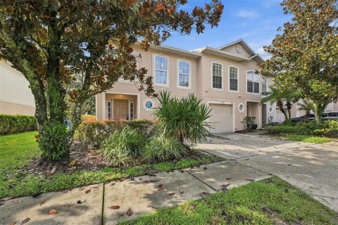 Townhouse in Tampa, Florida 3 bedrooms, 163.88 sq.m. № 2413656 - photo 2