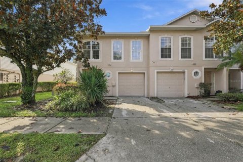 Townhouse in Tampa, Florida 3 bedrooms, 163.88 sq.m. № 2413656