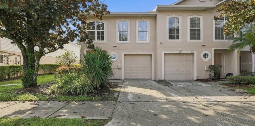 Townhouse in Tampa, Florida 3 bedrooms, 163.88 sq.m. № 2413656
