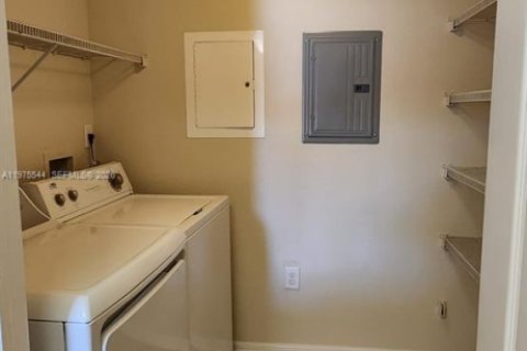 Appartement à louer à West Palm Beach, Floride: 2 chambres, 98.29 m2 № 2038307 - photo 14