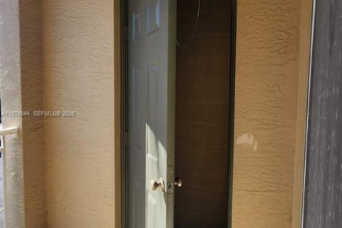 Appartement à louer à West Palm Beach, Floride: 2 chambres, 98.29 m2 № 2038307 - photo 16